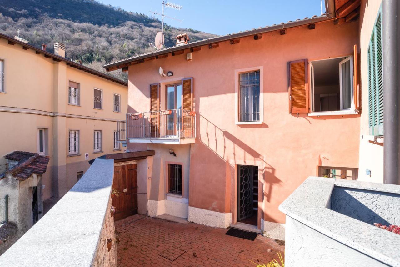 Limonta Lake View Apartment With Private Parking Exterior photo