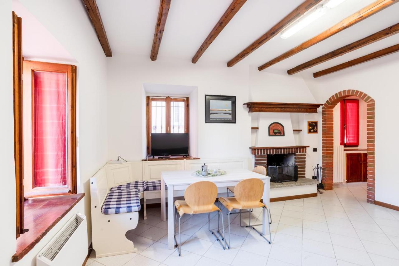 Limonta Lake View Apartment With Private Parking Exterior photo