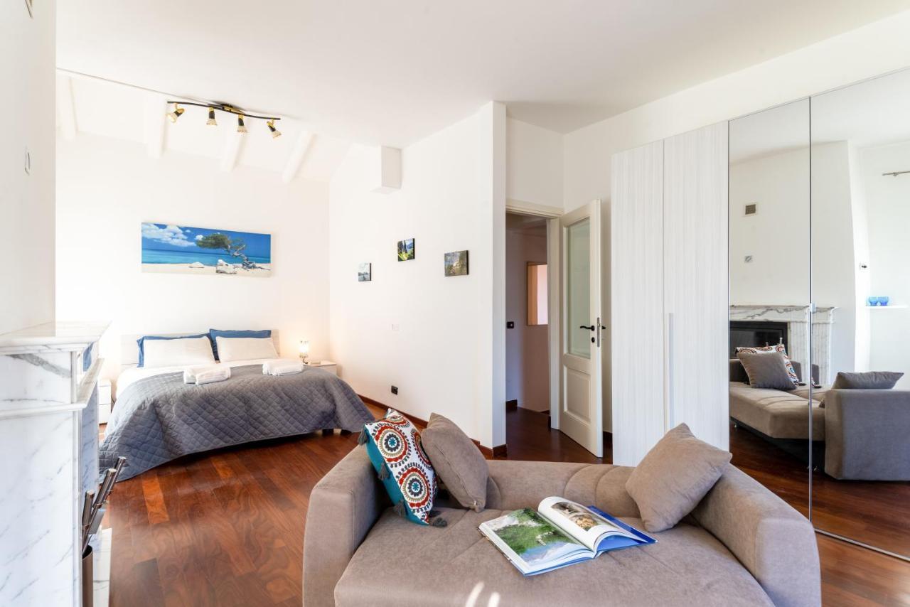 Limonta Lake View Apartment With Private Parking Exterior photo